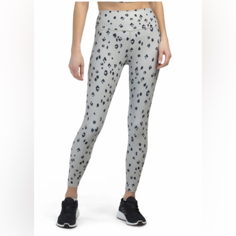 NWOT SAGE Collective Diamond Cheetah High Waist Legging